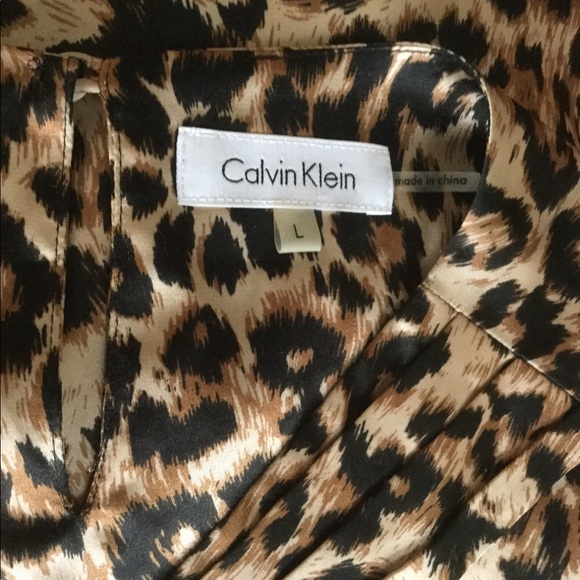 Calvin Klein Silky Leopard Print Shirt L Tank EUC - Picture 4 of 5